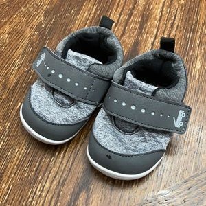 See Kai Run Toddler Boy Shoes - Size 4.5